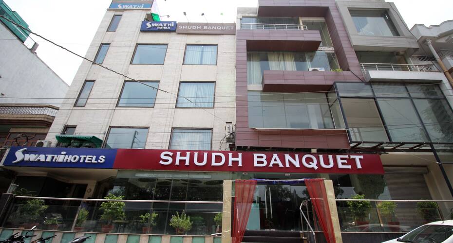Swathi Hotel, New Delhi 1